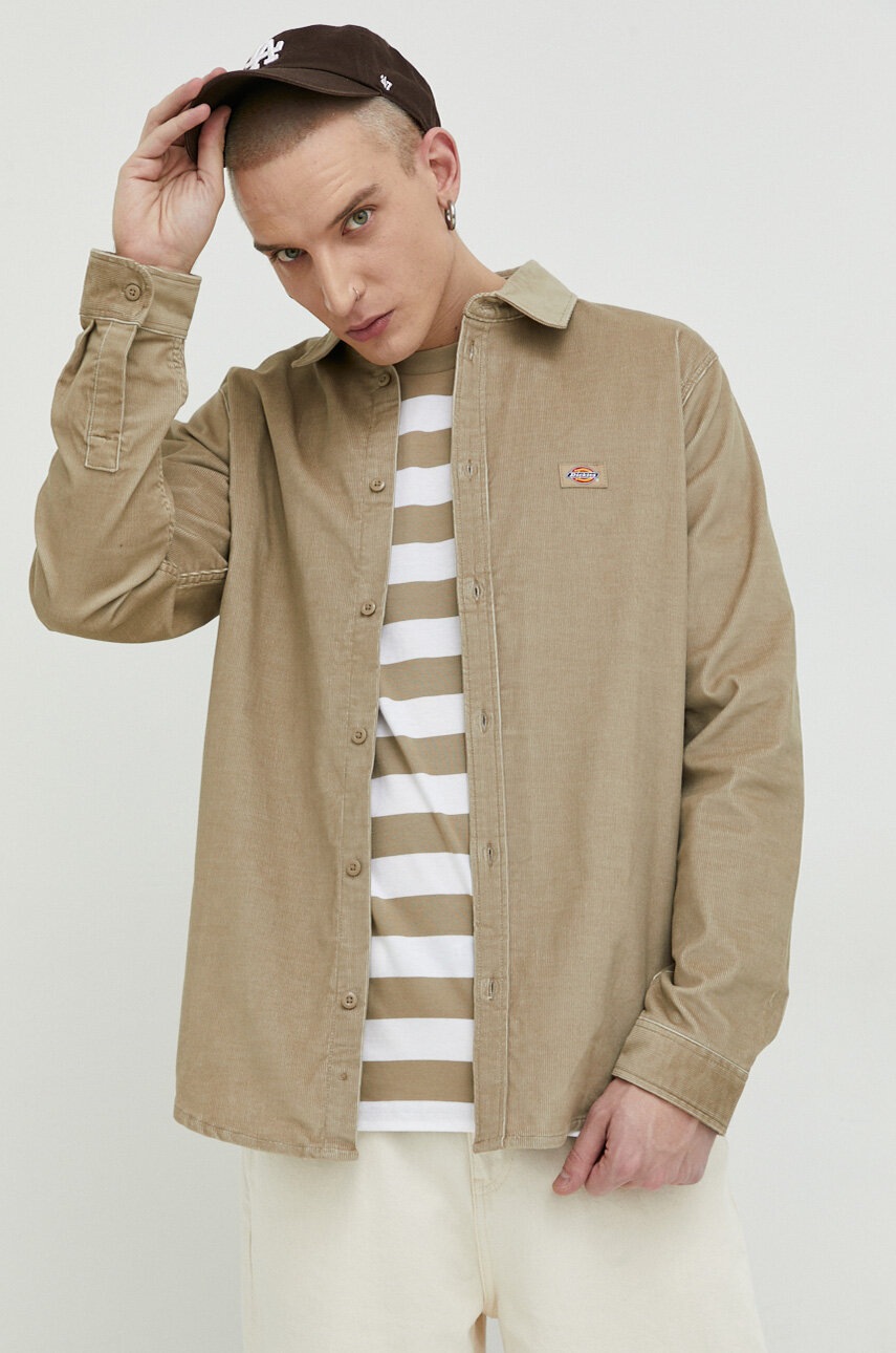 

Вельветовая рубашка Dickies цвет бежевый regular классический воротник