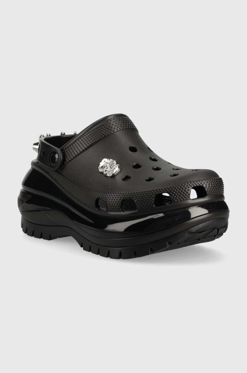 

Шлепанцы Crocs Classic Mega Crush Rebel Clog женские цвет чёрный на платформе 208328