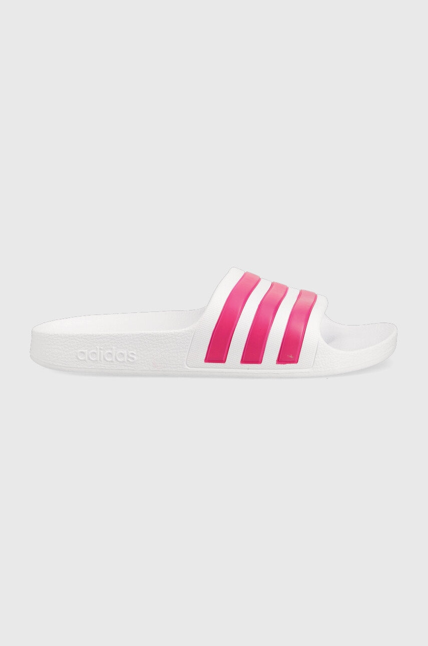 Dětské pantofle adidas ADILETTE AQUA K bílá barva - bílá -  Umělá hmota