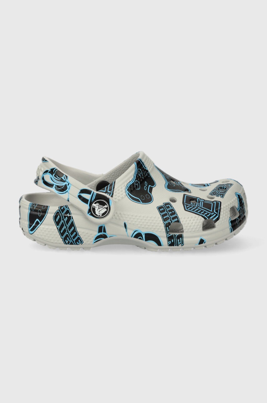 Детские шлепанцы Crocs CLASSIC GAME OVER CLOG цвет серый в Херсоне Детские шлепанцы Crocs CLASSIC GAME OVER CLOG цвет серый в Херсоне
