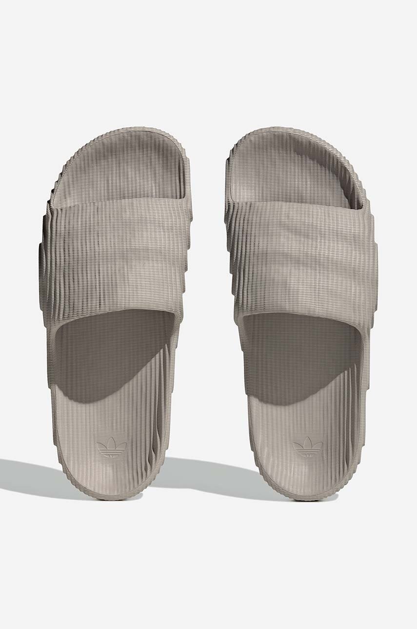 Παντόφλες adidas Orginals Adilette χρώμα: γκρι φωτογραφία