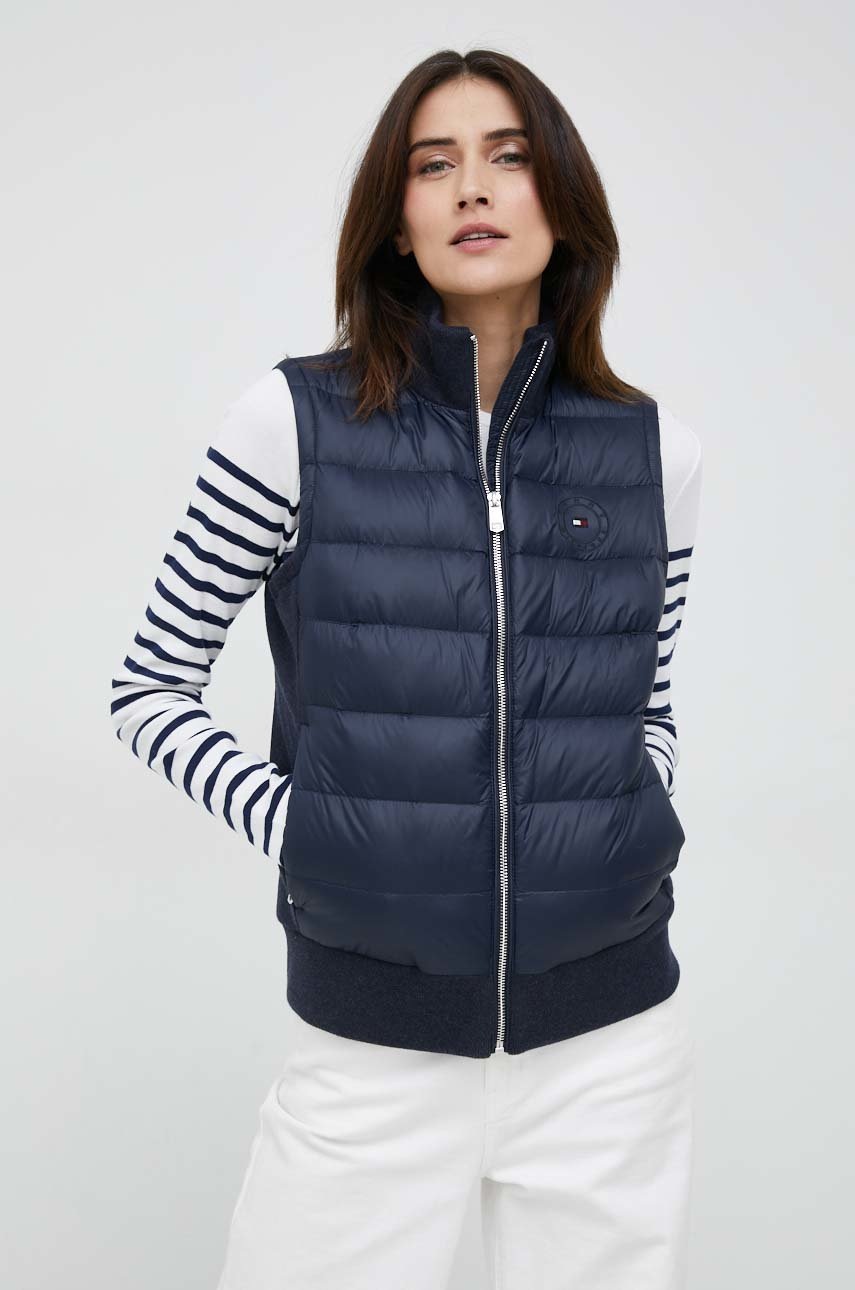 

Пухова безрукавка Tommy Hilfiger жіночий колір синій перехідний