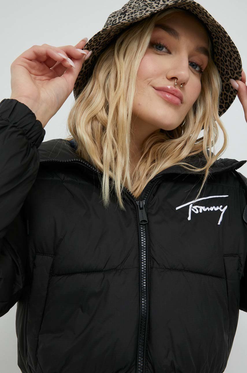 Tommy Jeans geaca femei, culoarea negru, de iarna