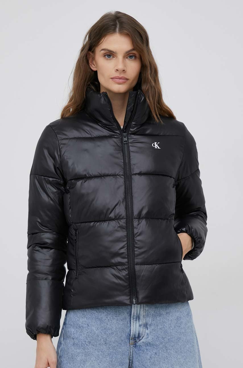 

Яке Calvin Klein Jeans в черно със зимна изолация, Черен