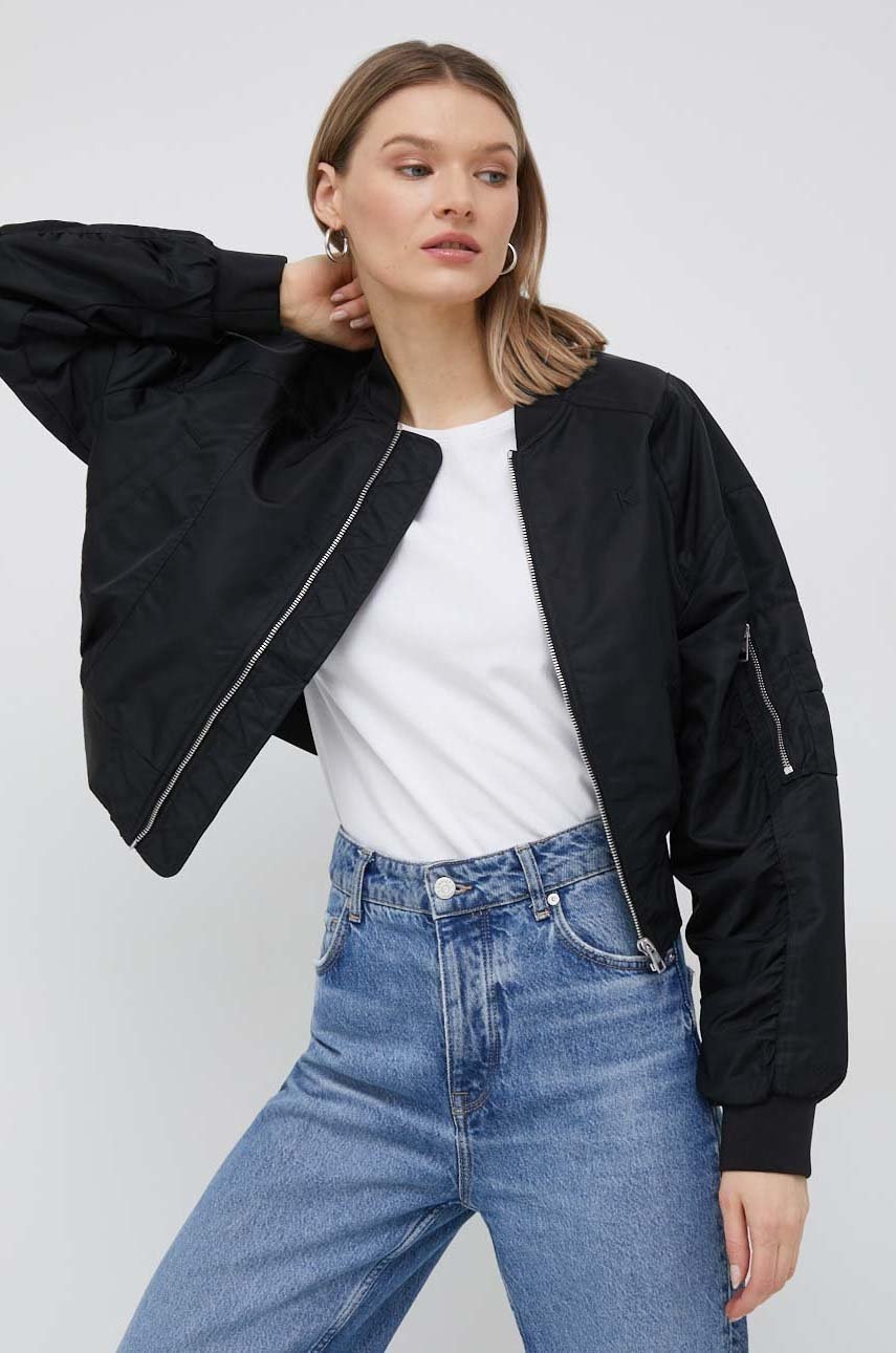 

Яке бомбър Calvin Klein Jeans в черно с преходна изолация, Черен