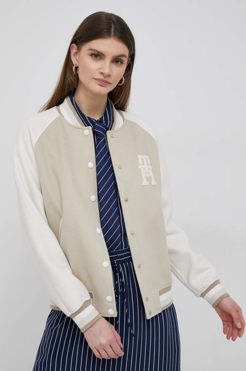

Шерстяная куртка-бомбер Tommy Hilfiger цвет бежевый переходная