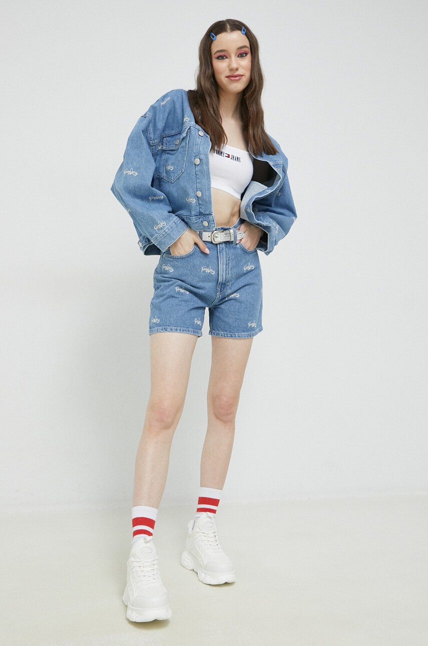 

Джинсовая куртка Tommy Jeans женская переходная oversize