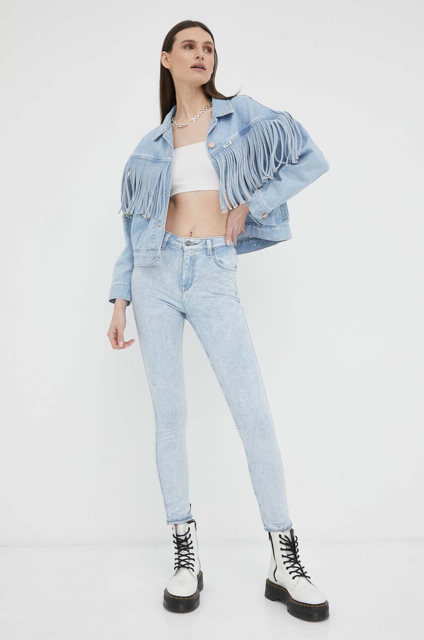 

Джинсова куртка Wrangler жіноча перехідна oversize