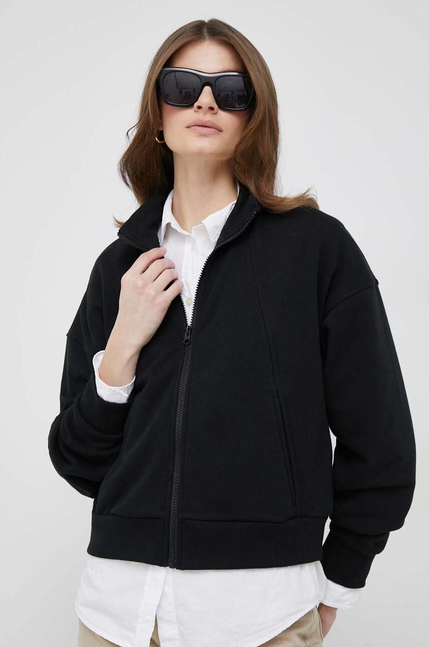 

Суичър GAP в черно с изчистен дизайн, Черен