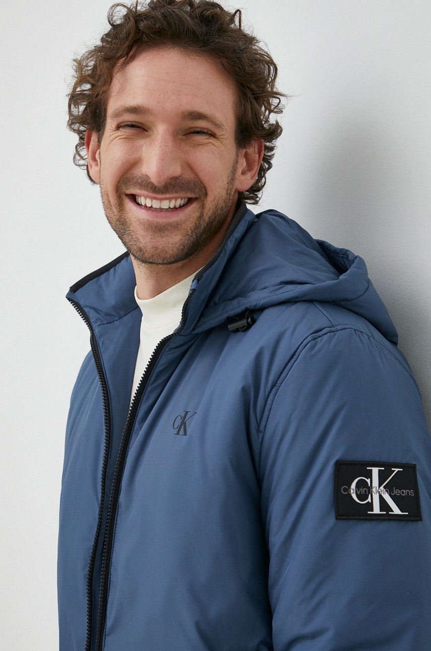 

Яке Calvin Klein Jeans с преходна изолация, Син