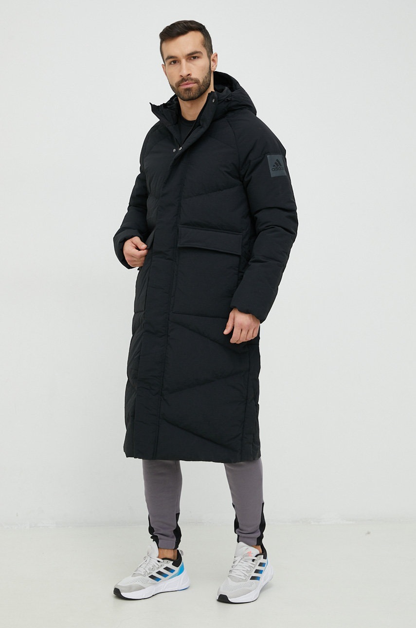 

Пухено яке adidas в черно със зимна изолация, Черен
