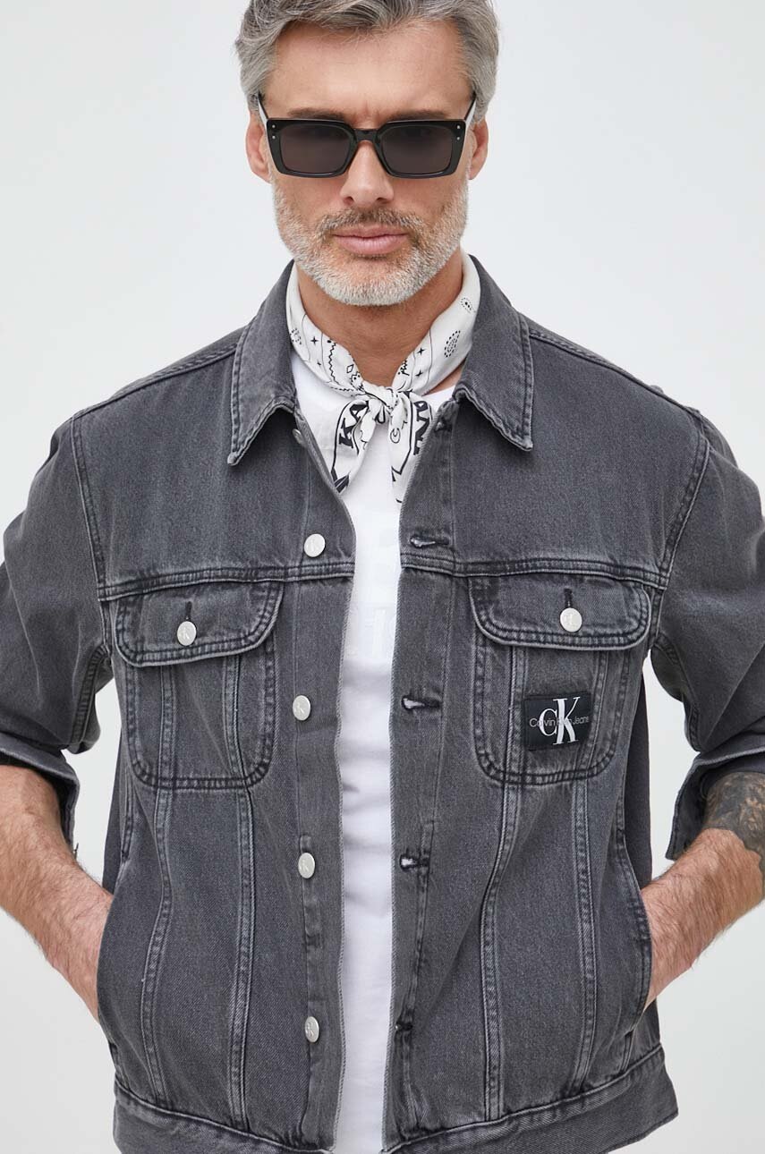 

Дънково яке Calvin Klein Jeans в сиво с преходна изолация, Сив