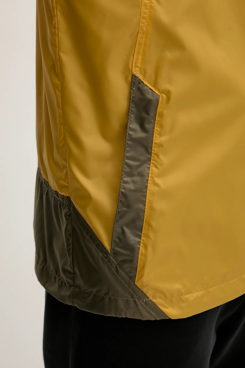Μπουφάν Columbia χρώμα: κίτρινο φωτογραφία