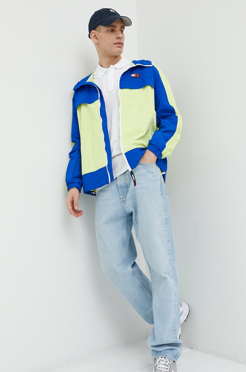 

Куртка Tommy Jeans мужская переходная