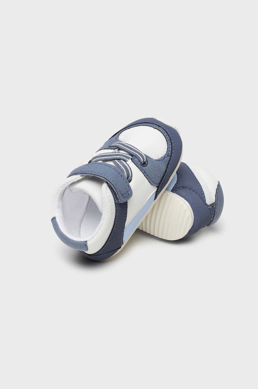 Dětské sneakers boty Mayoral Newborn tmavomodrá barva - námořnická modř -  Svršek: Umělá hmota