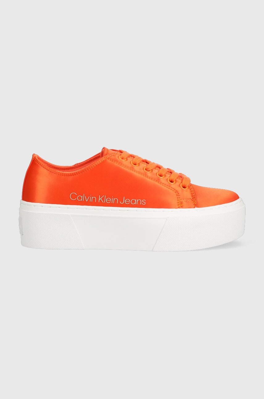 

Маратонки Calvin Klein Jeans FLATFORM+ CUPSOLE SATIN в оранжево, Оранжев