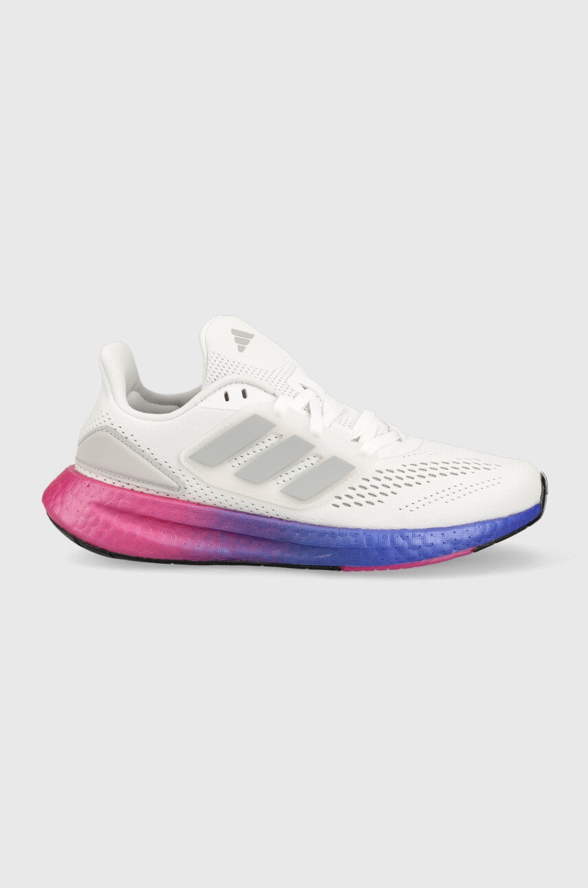 Levně Běžecké boty adidas Performance Pureboost 22 bílá barva