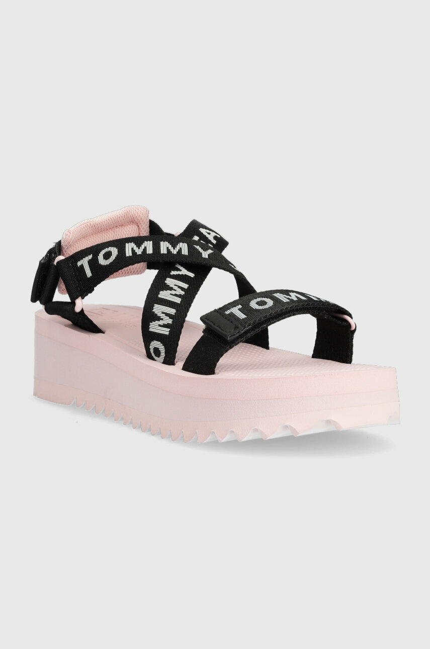

Сандалии Tommy Jeans FLTFRM EVA SNDL женские цвет розовый на платформе EN0EN02119