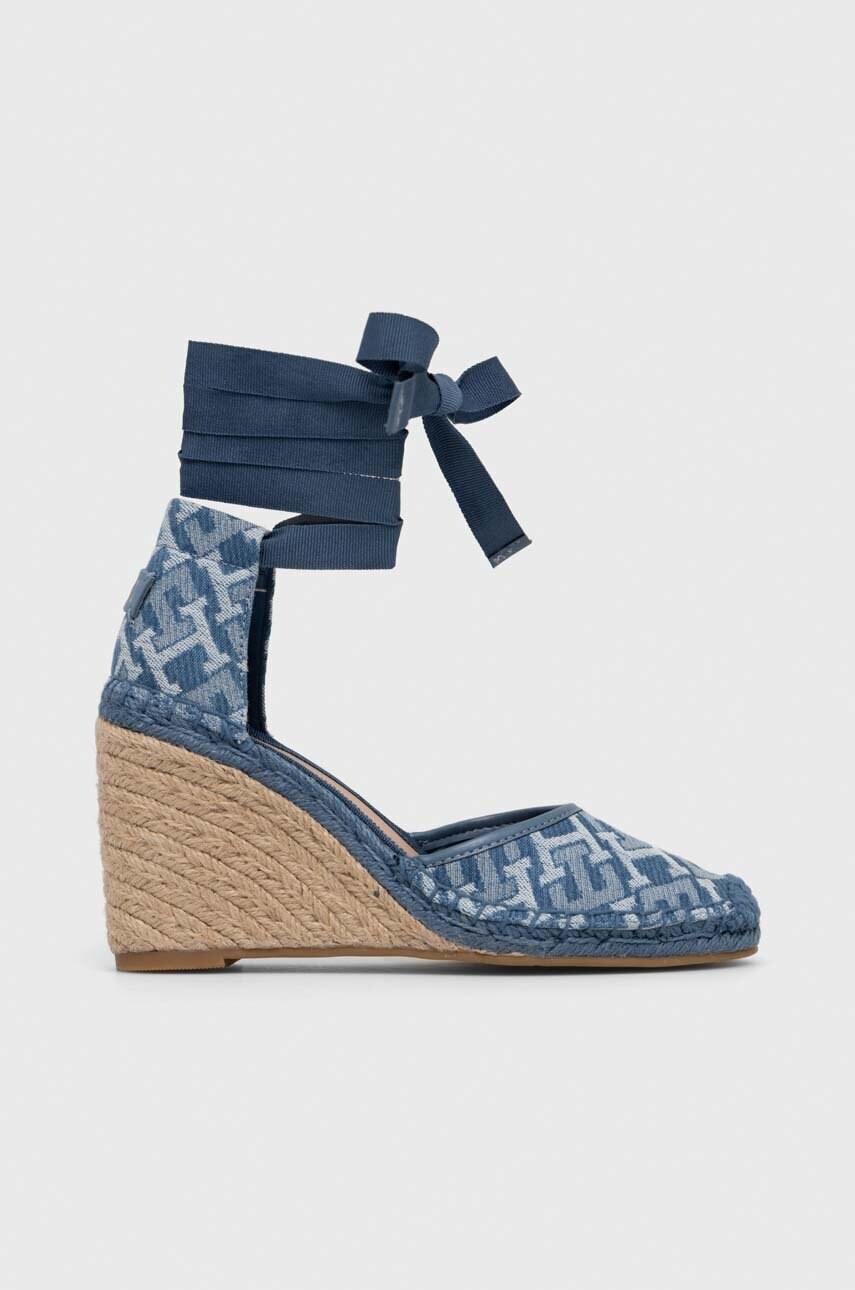 

Эспадрильи Tommy Hilfiger CLOSED TOE WEDGE MONOGRAM женские на платформе FW0FW07011