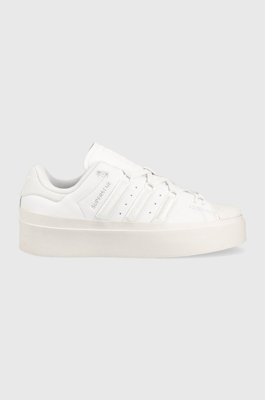 Kožené sneakers boty adidas Originals Superstar Bonega bílá barva - bílá -  Svršek: Textilní ma