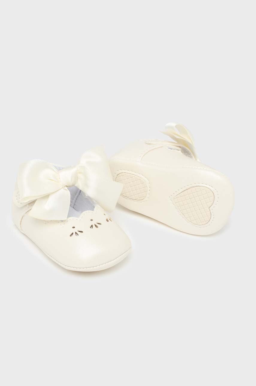 Mayoral Newborn pantofi pentru bebelusi culoarea argintiu