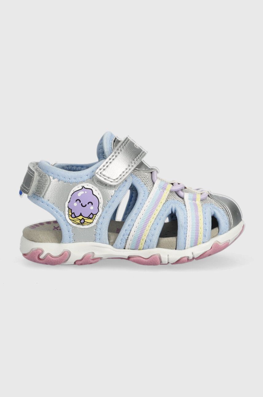 E-shop Dětské sandály Geox stříbrná barva