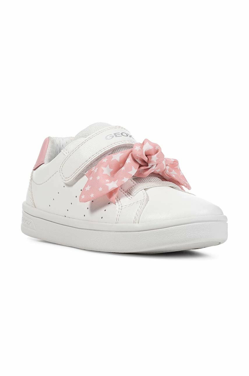 Детские кроссовки Geox цвет оранжевый