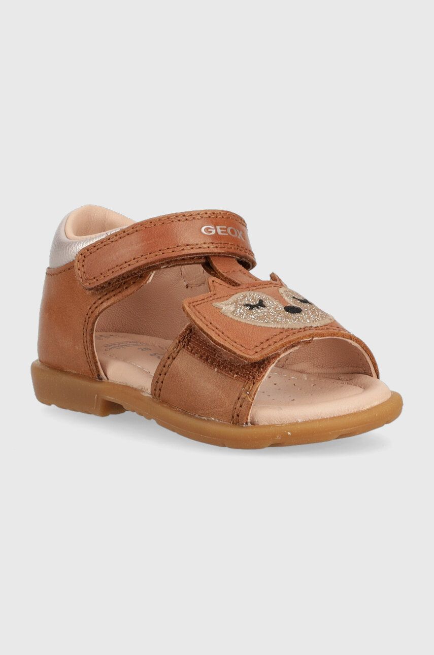Levně Dětské sandály Geox hnědá barva