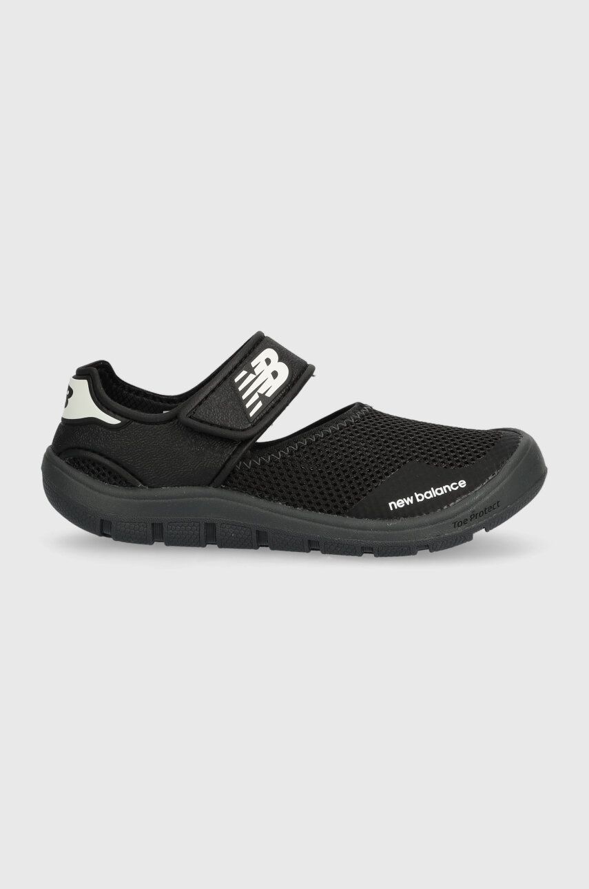 Dětské sandály New Balance NBYO208 černá barva - černá -  Svršek: Umělá hmota