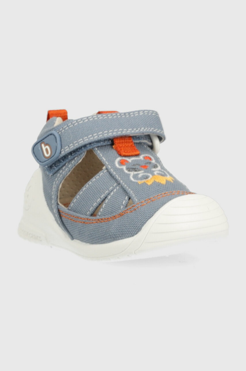 Детские сандалии Biomecanics в Ивано-Франковске Детские сандалии Biomecanics в Ивано-Франковске