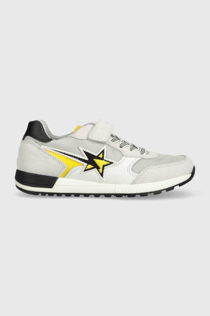 

Детски маратонки Geox в сиво, Сив