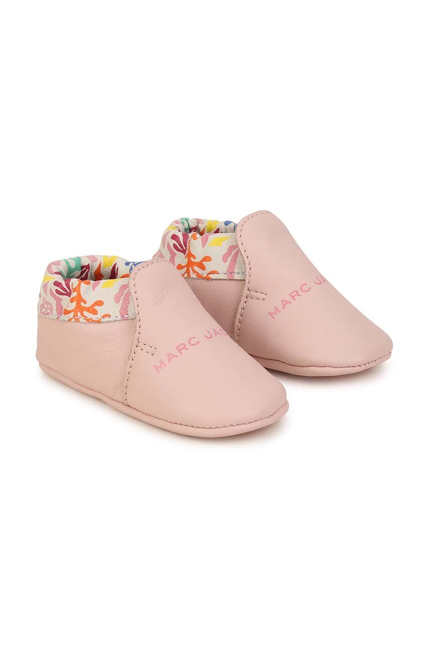 Levně Kojenecké kožené boty Marc Jacobs růžová barva