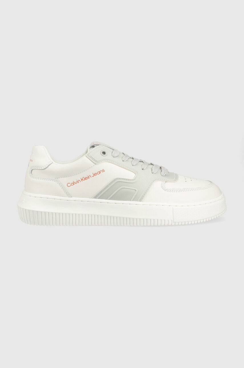 

Маратонки Calvin Klein Jeans CHUNKY CUPSOLE HIGH/LOW FREQ в бяло YM0YM00613, Бял