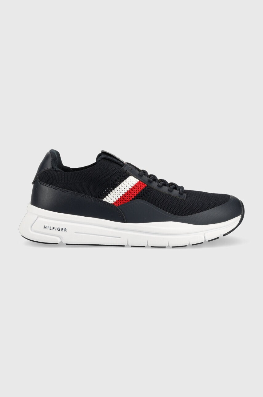 

Кроссовки Tommy Hilfiger PREMIUM LIGHTWEIGHT RUNNER KNIT цвет синий