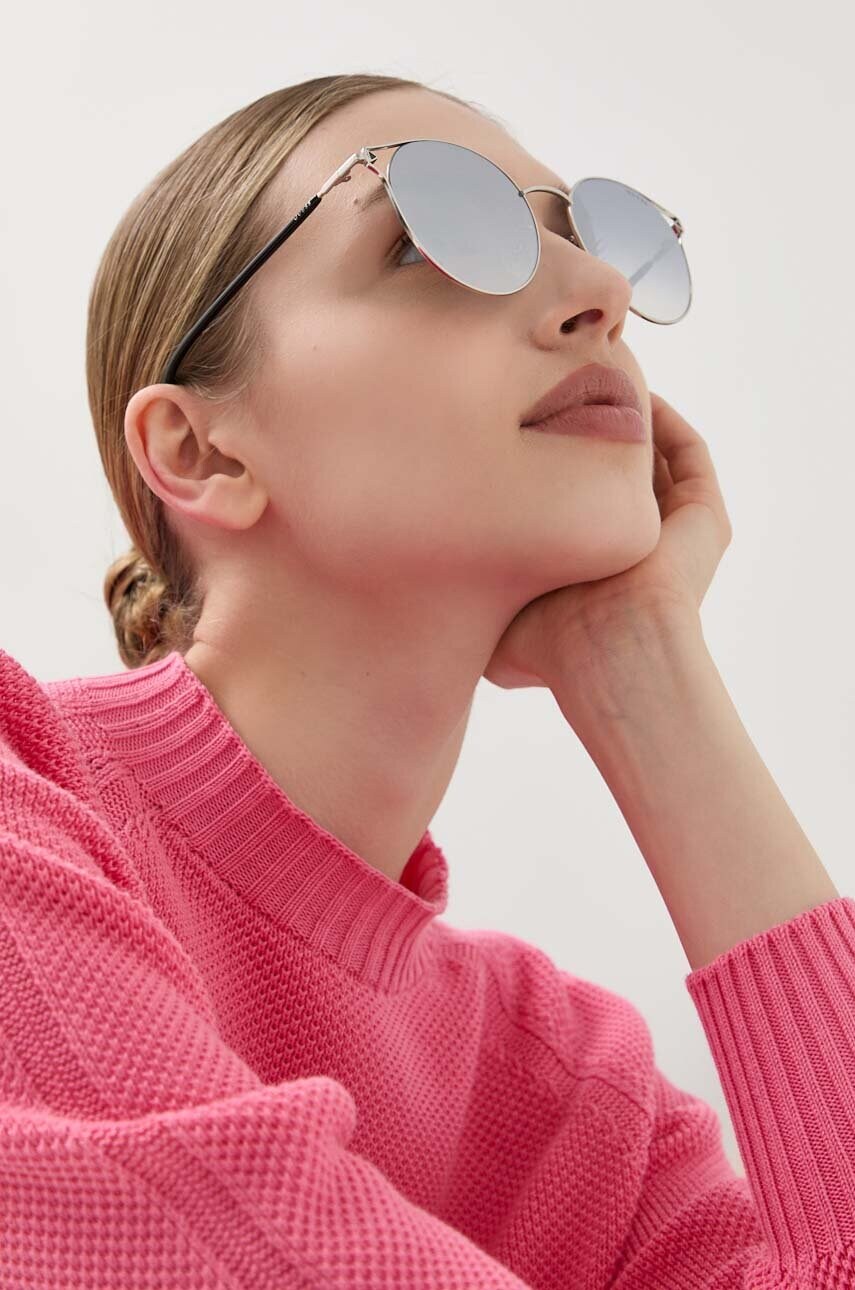 

Солнцезащитные очки Guess женские цвет серебрянный