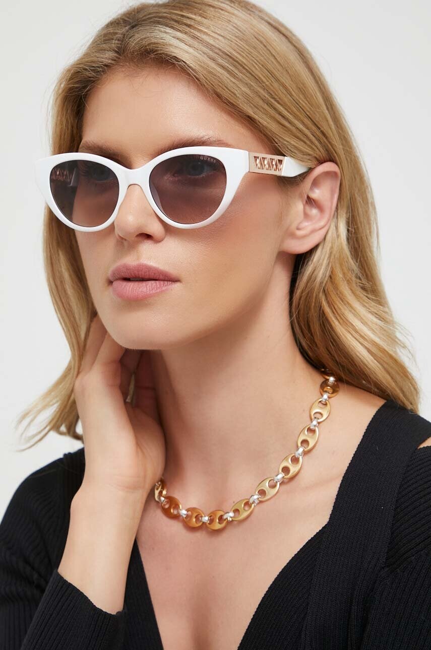 

Сонцезахисні окуляри Guess жіночі колір білий