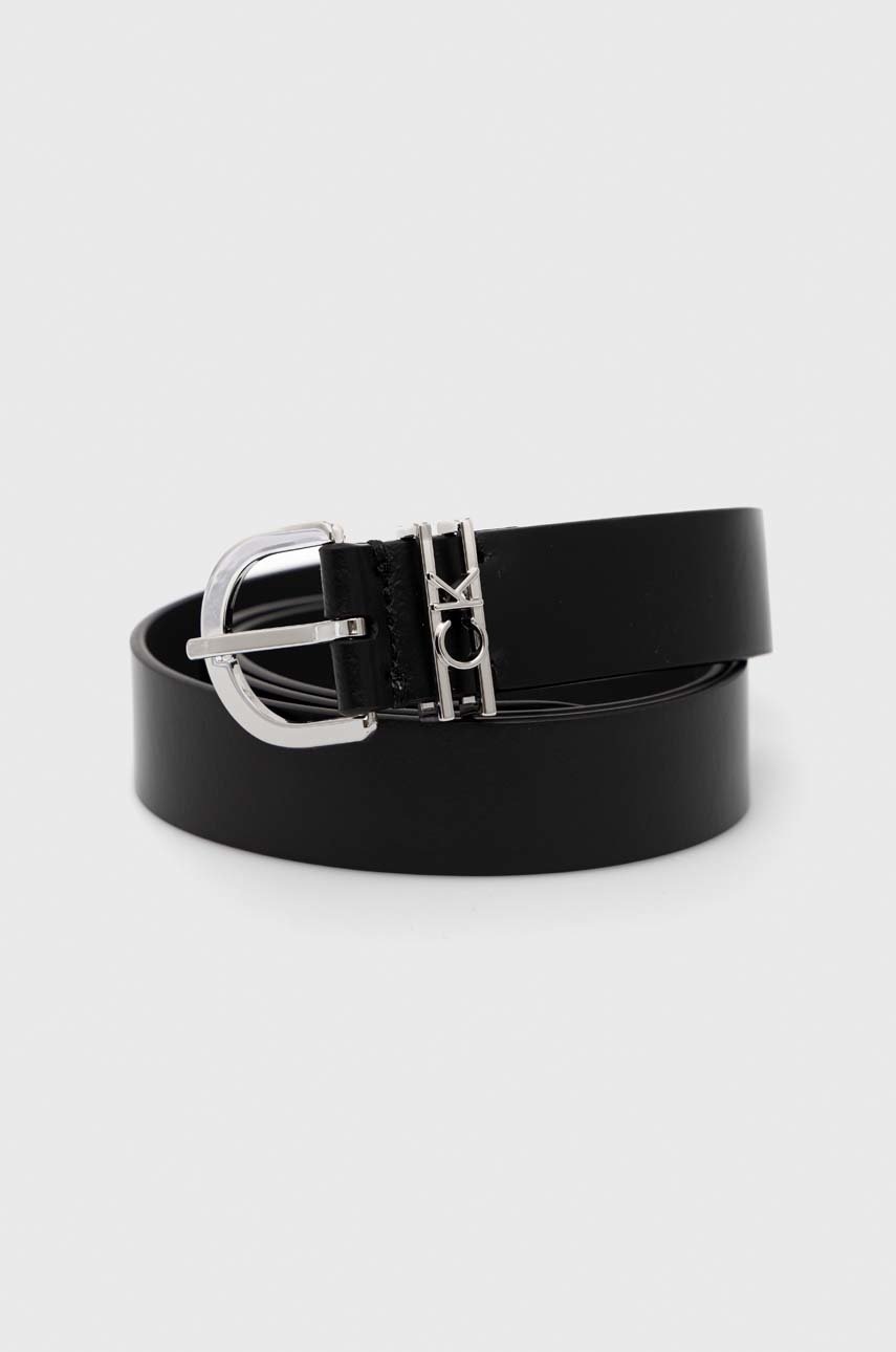 

Кожен колан Calvin Klein дамски в черно, Черен