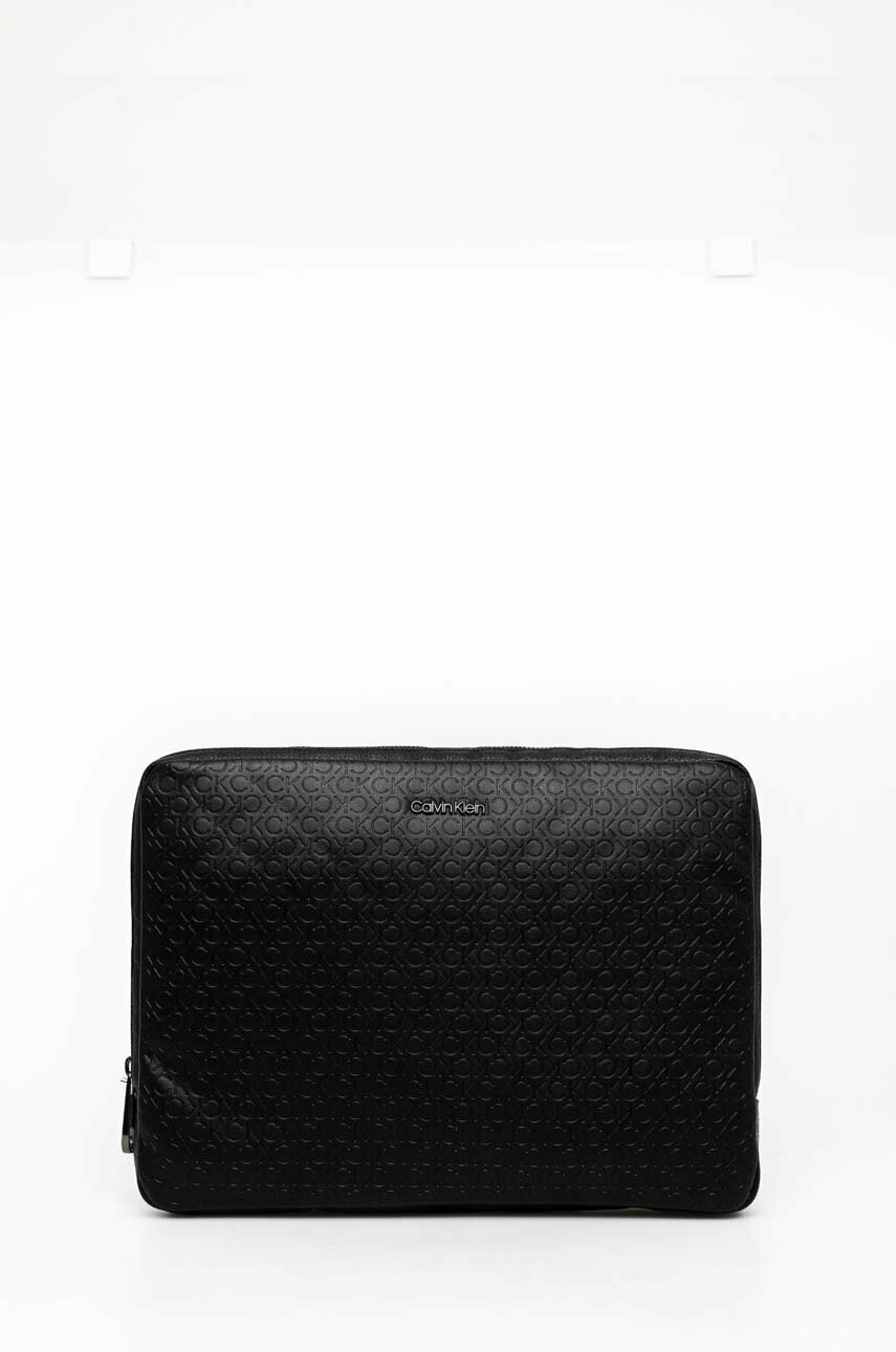 

Калъф за лаптоп Calvin Klein в черно, Черен