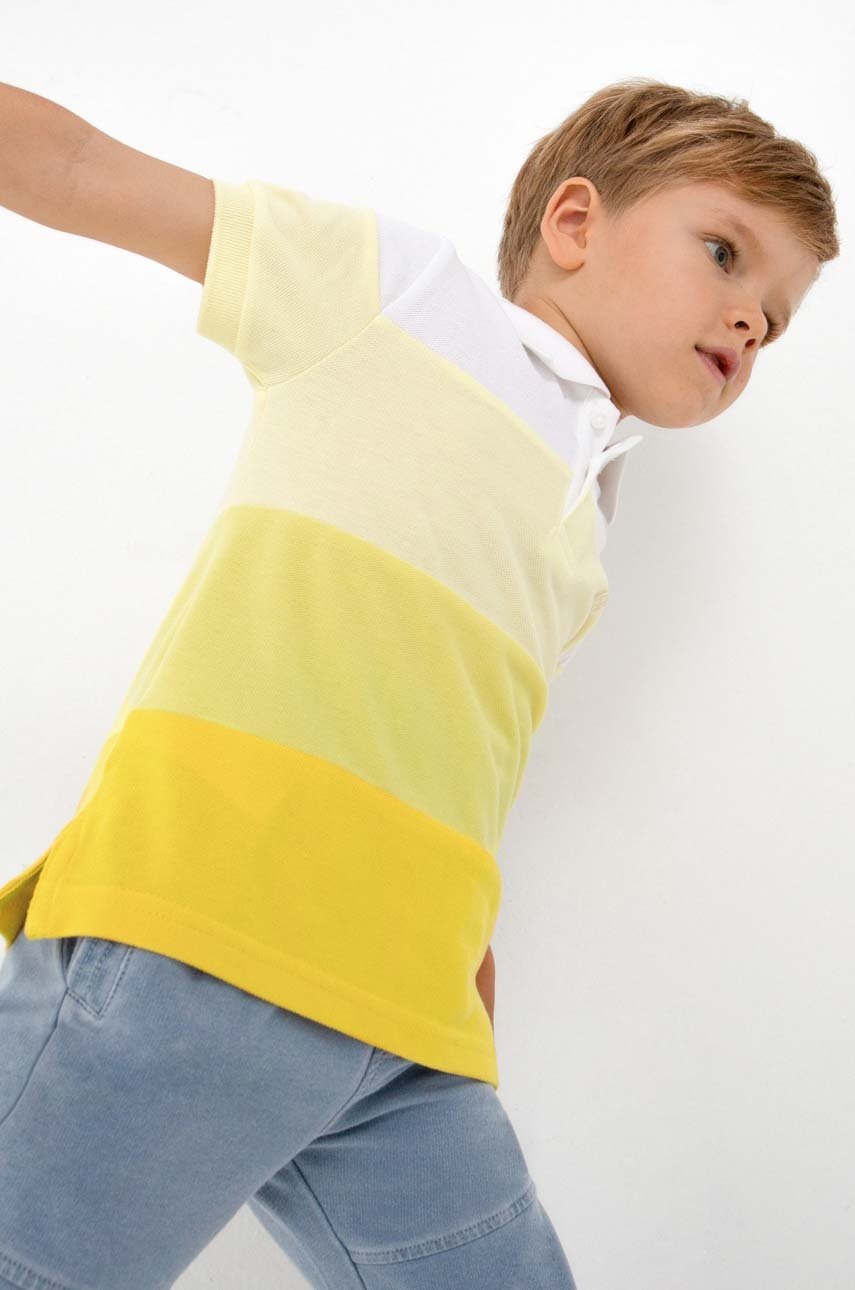 Дитяче бавовняне поло Mayoral колір жовтий візерунок