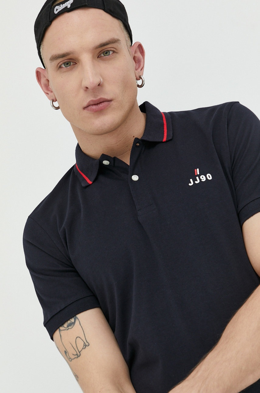

Бавовняне поло Jack & Jones JJEJOE колір синій з аплікацією 12221190
