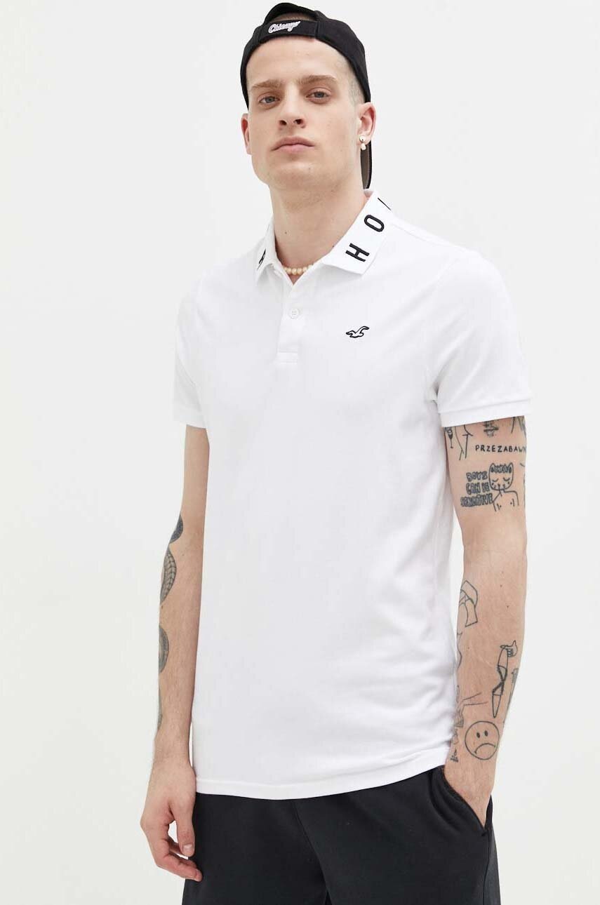 

Тениска с яка Hollister Co. в бяло с апликация, Бял