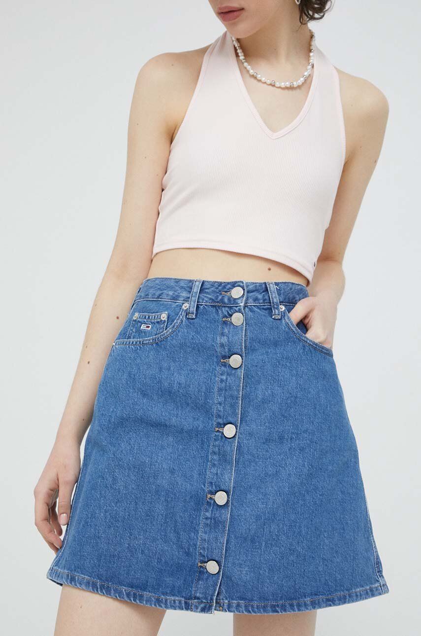 Džínová sukně Tommy Jeans mini, áčková - modrá -  100 % Bavlna