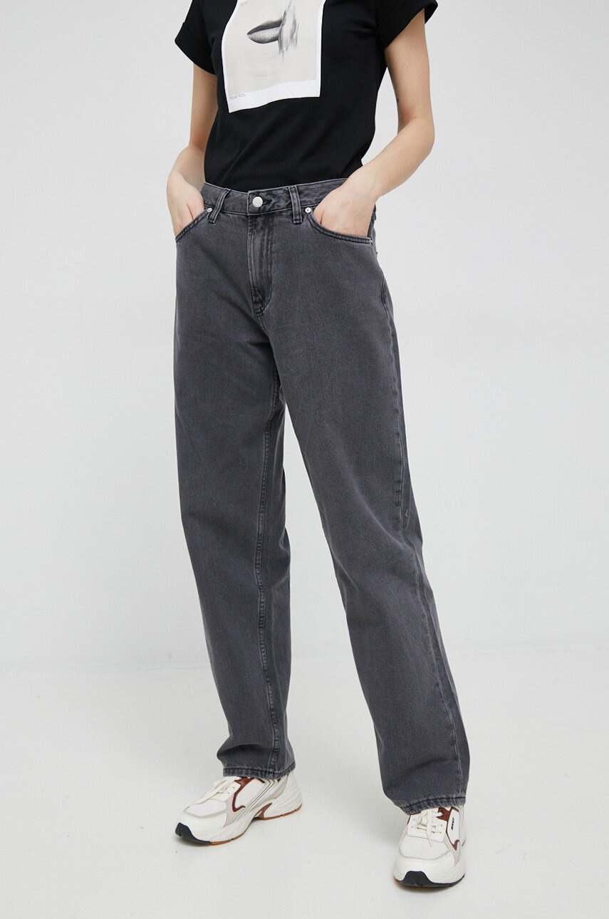 

Дънки Calvin Klein Jeans 90s Straight с висока талия, Сив