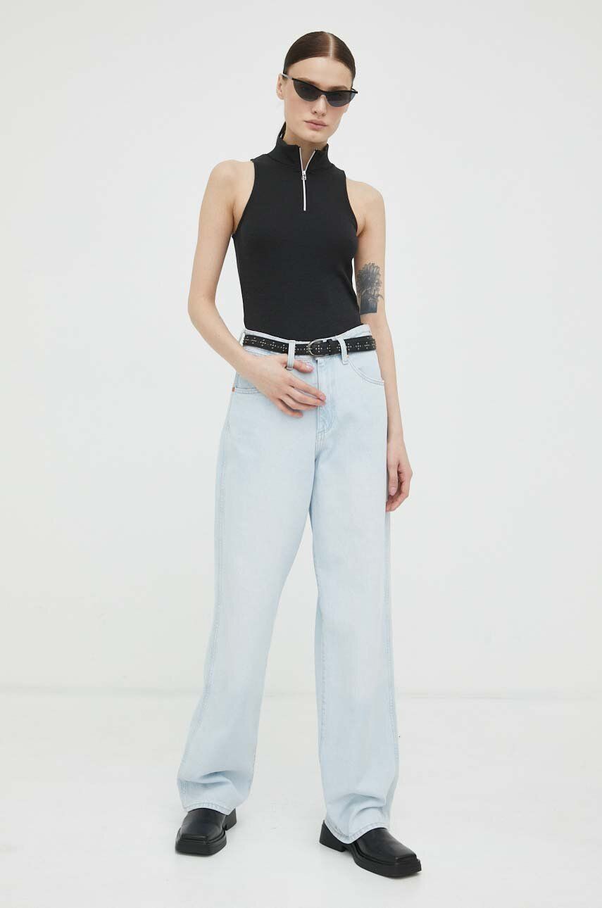 Așteaptă imaginea pentru produs