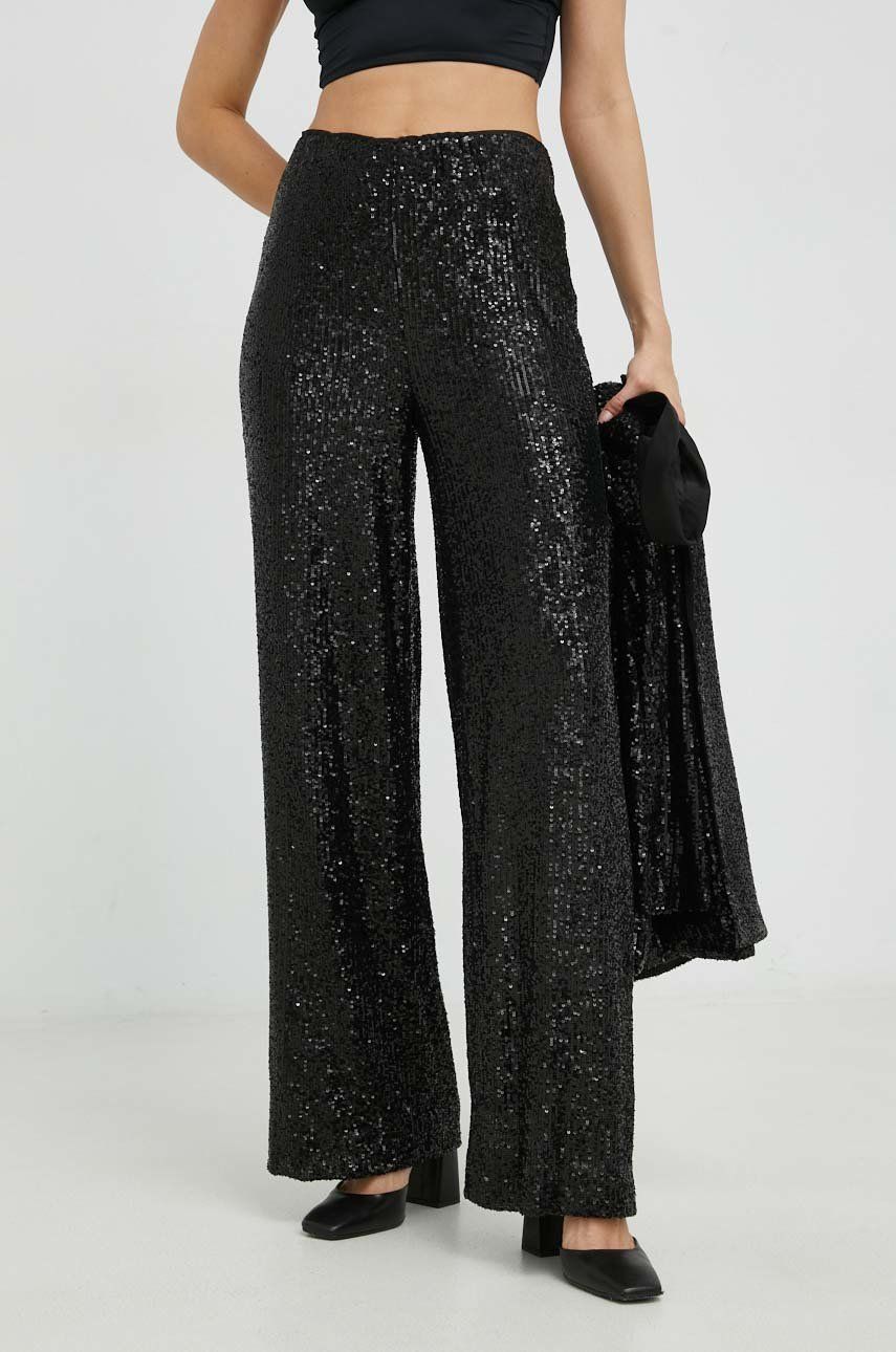 Kalhoty Gestuz dámské, černá barva, široké, high waist - černá -  Hlavní materiál: 95% Polyeste