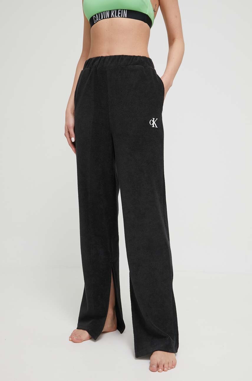 

Плажен панталон Calvin Klein в черно, Черен