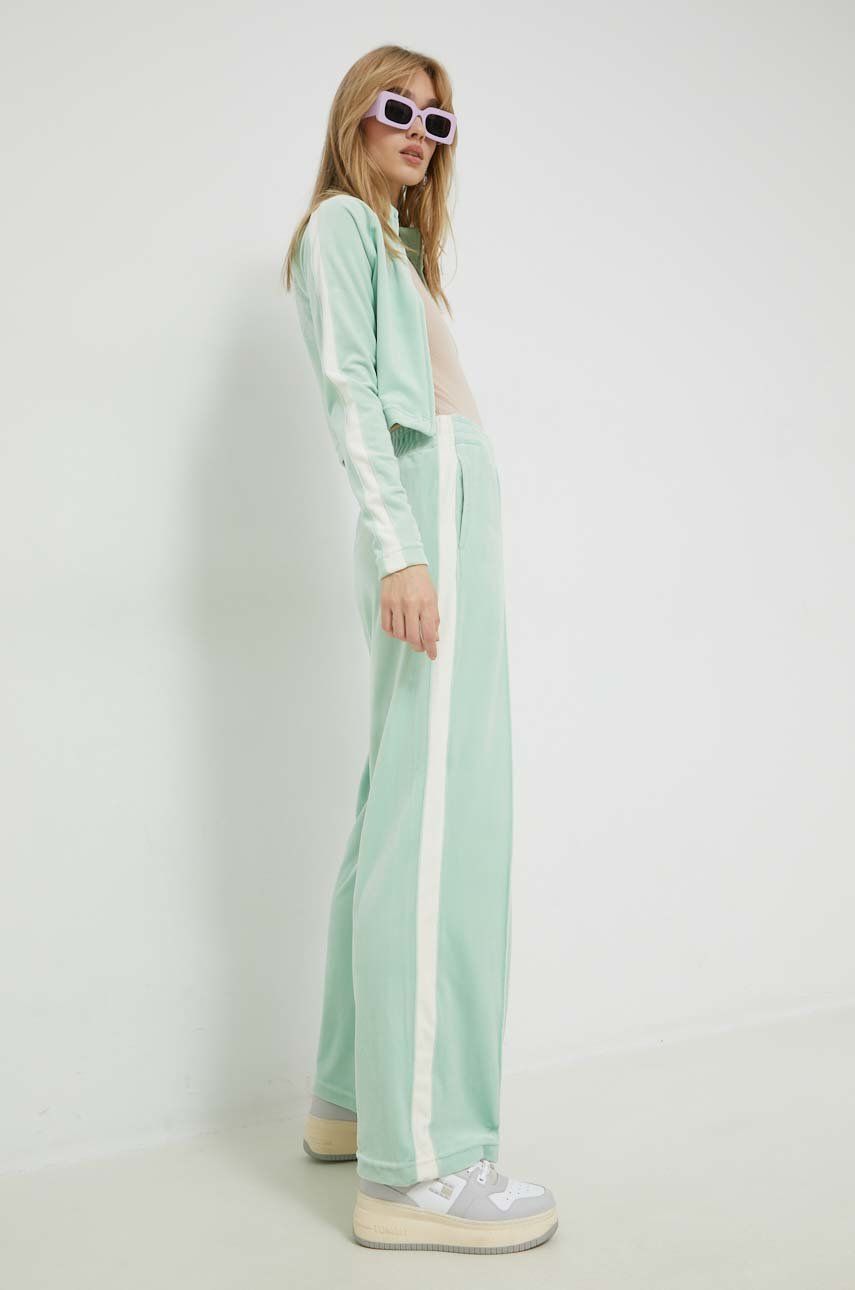 Levně Tepláky Juicy Couture dámské, zelená barva, s aplikací