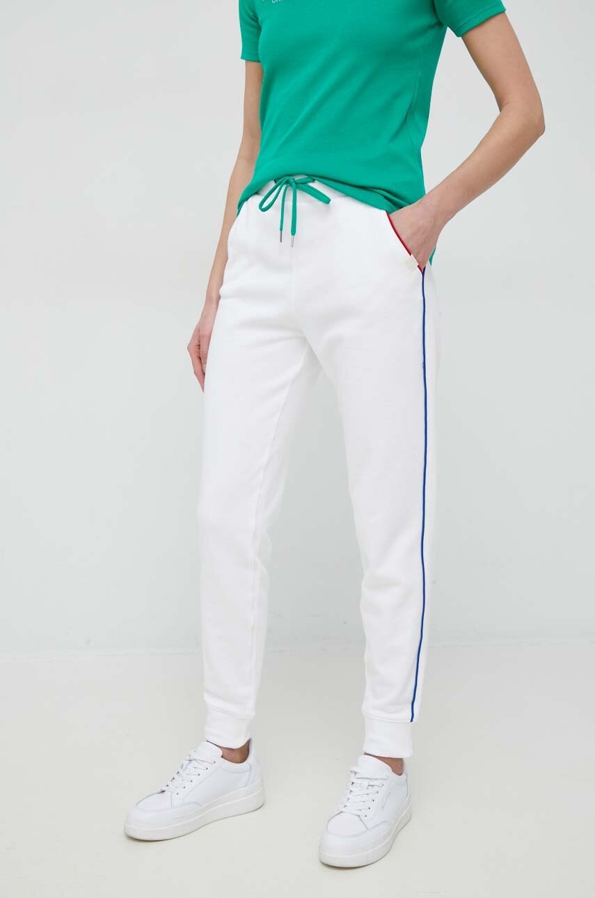 

Хлопковые спортивные штаны United Colors of Benetton цвет белый однотонные