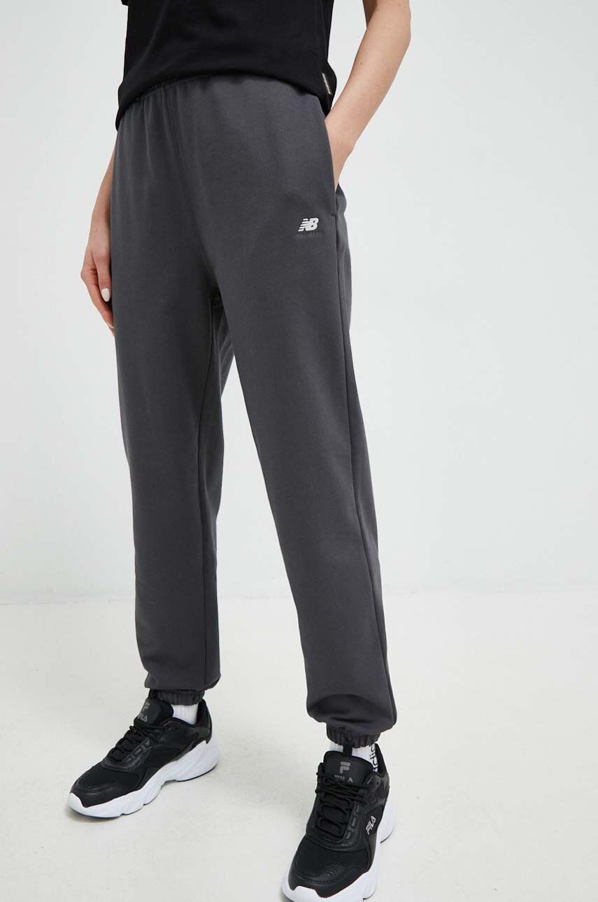 New Balance pantaloni de trening din bumbac culoarea gri, neted