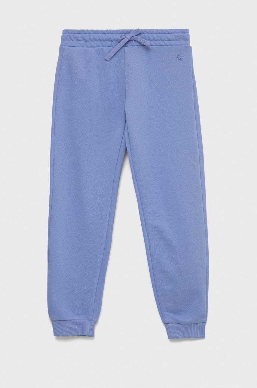 United Colors of Benetton pantaloni de trening din bumbac pentru copii culoarea violet, neted